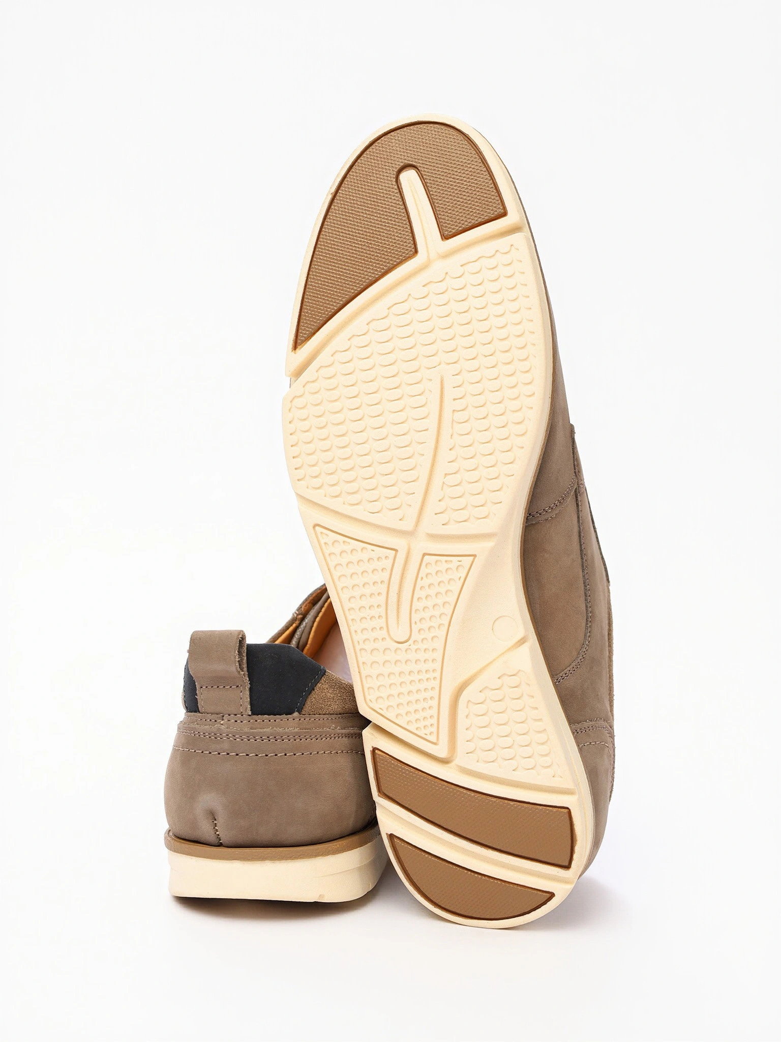 Туфли-дерби цвета хаки со шнуровкой